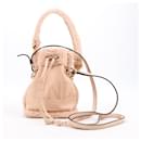 Bolso de hombro Fendi Mon Tresor Mini Mouton 2Way en beige polvo 8BS010