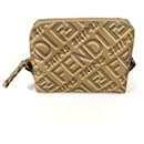 Pochette in nylon beige della collaborazione Fendi Skims