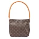 Bolsa de ombro Monogram Looping MM da Louis Vuitton