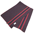 Gucci Bicolor Scarf in Red and Navy