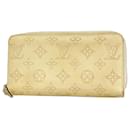 Portefeuille long Louis Vuitton Mahina Zippy M61869