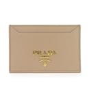 Porte-cartes de visite en Saffiano beige de Prada