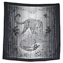 NINE HERMES JUNGLE LOVE SQUARE 90 IN BICOLORED SILK NEW SILK SCARF RARE - Hermès