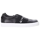 Givenchy Slip-On Urban Street en cuir noir avec bande élastique