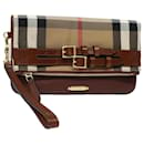 Bolsa clutch Burberry Nova Check em lona e couro marrom Auth 83127A