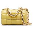 Bolso de cadena acolchado de piel de ternera Intrecciato amarillo Bottega Veneta