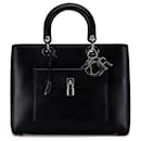 Bolsa Tote Lady Dior Pocket em couro de bezerro preto