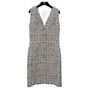 Vestido sin mangas de tweed Chanel talla 36