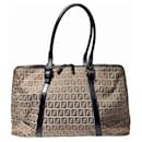 Sac fourre-tout en toile Zucca en cuir Fendi