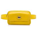 Sac ceinture en cuir Morpheus avec interlocking G jaune de Gucci