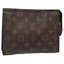 LOUIS VUITTON Monogram Poche Toilette 19 Pouch M47544 LV Auth 79002 - Louis Vuitton