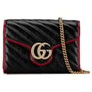 Bolsa transversal em tecido GG Marmont preta da Gucci