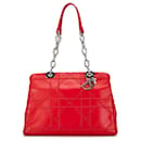 Bolsa de compras zíper suave Cannage em couro de cordeiro vermelho Dior Small