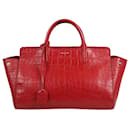 Sac à main en cuir embossé crocodile Saint Laurent Paris Cabas Rive Gauche Small en rouge