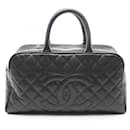 Sac Bowling en Cuir Matelassé Caviar CC de Chanel