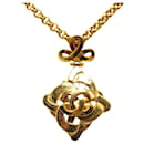 Colar pendente CC em ouro banhado Chanel