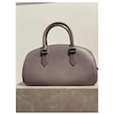 LOUIS VUITTON  Handbags T.  Leather - Louis Vuitton