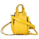 Gelbe LOEWE Mini Hammock Tasche - Loewe