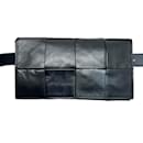 Sac ceinture Cassette de Bottega Veneta