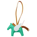 Charm de bolso Pegasus Rodeo PM de Hermès