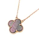 Collier Alhambra en or rose Van Cleef & Arpels