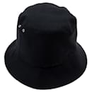 Chapeau seau noir Christian Dior