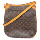 Bolsa de Ombro Odeon MM Monograma Louis Vuitton