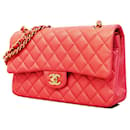 Sac à épaule en cuir caviar rose Chanel