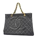 Bolso tote de piel de cordero negro Chanel