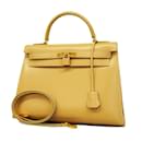 Hermes Kelly 32 Handbag in Beige - Hermès