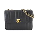 Chanel Mademoiselle Ketten-Schultertasche