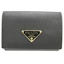 Prada Saffiano Leder Dreifach-Brieftasche