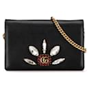 Gucci GG Marmont Schultertasche mit Spiegel und mit Schmuck verzierter Kette