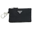 Pochette en nylon noir Prada