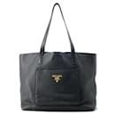 Sac fourre-tout en cuir noir Prada