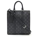 Bolsa Sac Plat Monogram Eclipse da Louis Vuitton