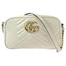 Bolso de hombro de cuero Gucci GG Marmont