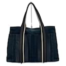 Hermes Troca Horizontal MM Black Tote Handbag - Hermès