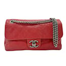 Bolso de hombro de cuero caviar rojo oscuro Chanel