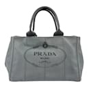 Graue Canvas-Handtasche von Prada