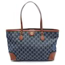 Bolsa tote média GG em denim Gucci