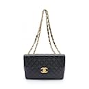 CHANEL Sac à épaule Deca Matelassé 34 - Chanel