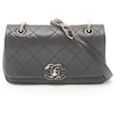 Bolsa de Ombro Matelassé Chanel