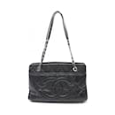 Sac tote Matelassé Chanel en cuir caviar noir