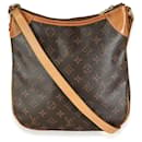 Bolso Odeon MM en lona Monogram Louis Vuitton