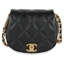 Clutch Mini Coco Mail em couro de cordeiro matelassado preto com corrente Chanel