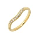 Anel de banda curva Tiffany & Co. em ouro amarelo 18K com diamante