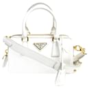 Prada Saffiano Leder Schultertasche