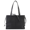 Borsa tote in pelle nera Loewe