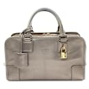 LOEWE Amazona 28 aus braunem Metallic-Leder - Loewe